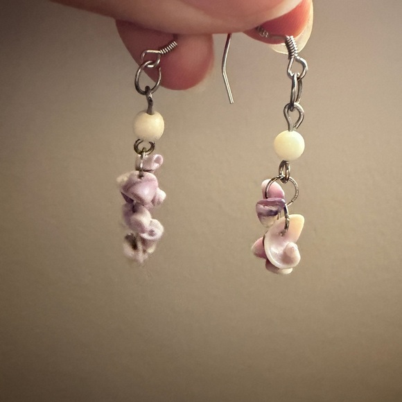 Handmade Shell Dangle Earrings - Picture 2 of 3